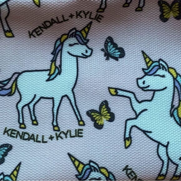 Kendall & Kylie Unicorn Print Slim Nylon Cosmetic/Pencil Case Baby Pink Size OS - Picture 3 of 3